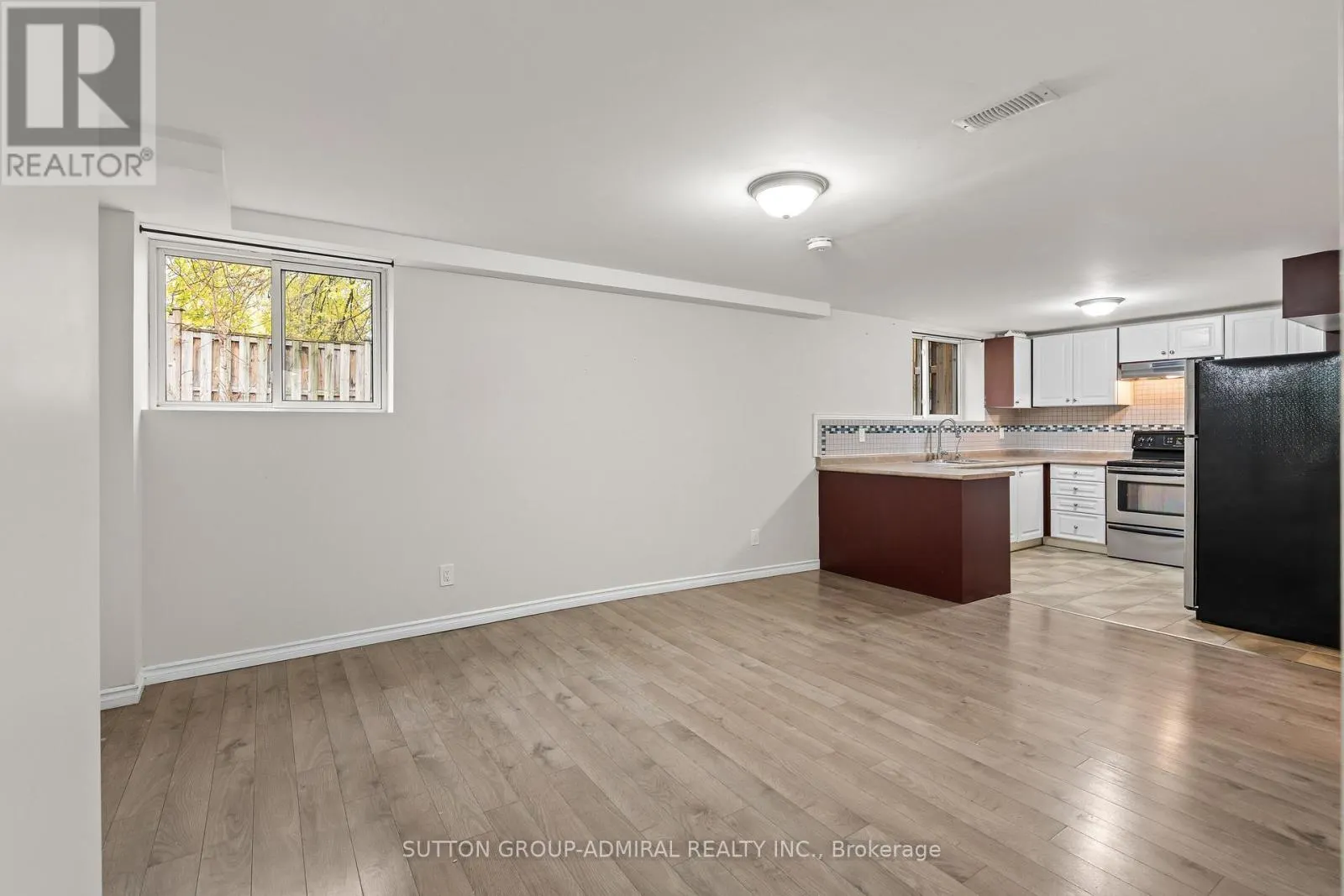 110 CUMBERLAND STREET