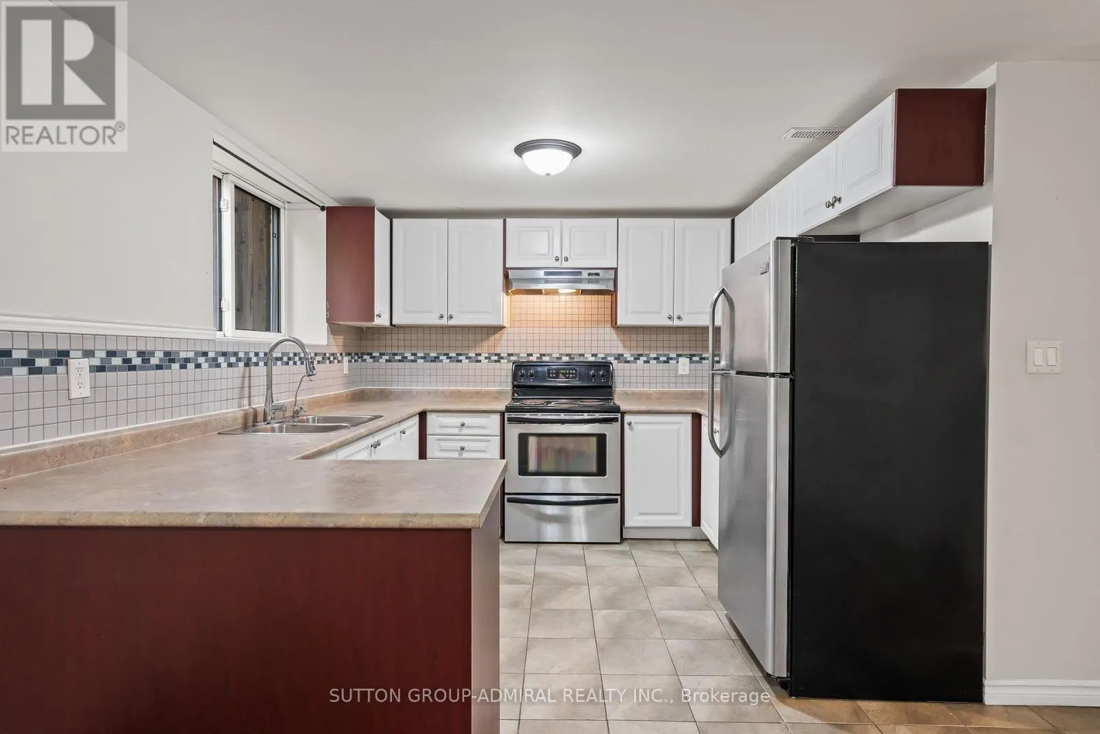 110 CUMBERLAND STREET