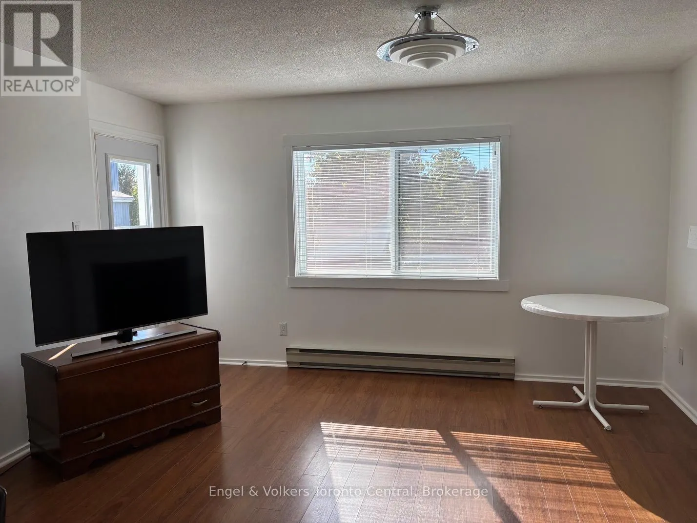 93 - 23 DAWSON DRIVE, #93