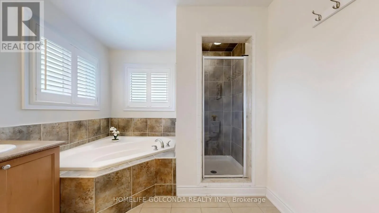 146 SANDRINGHAM DRIVE