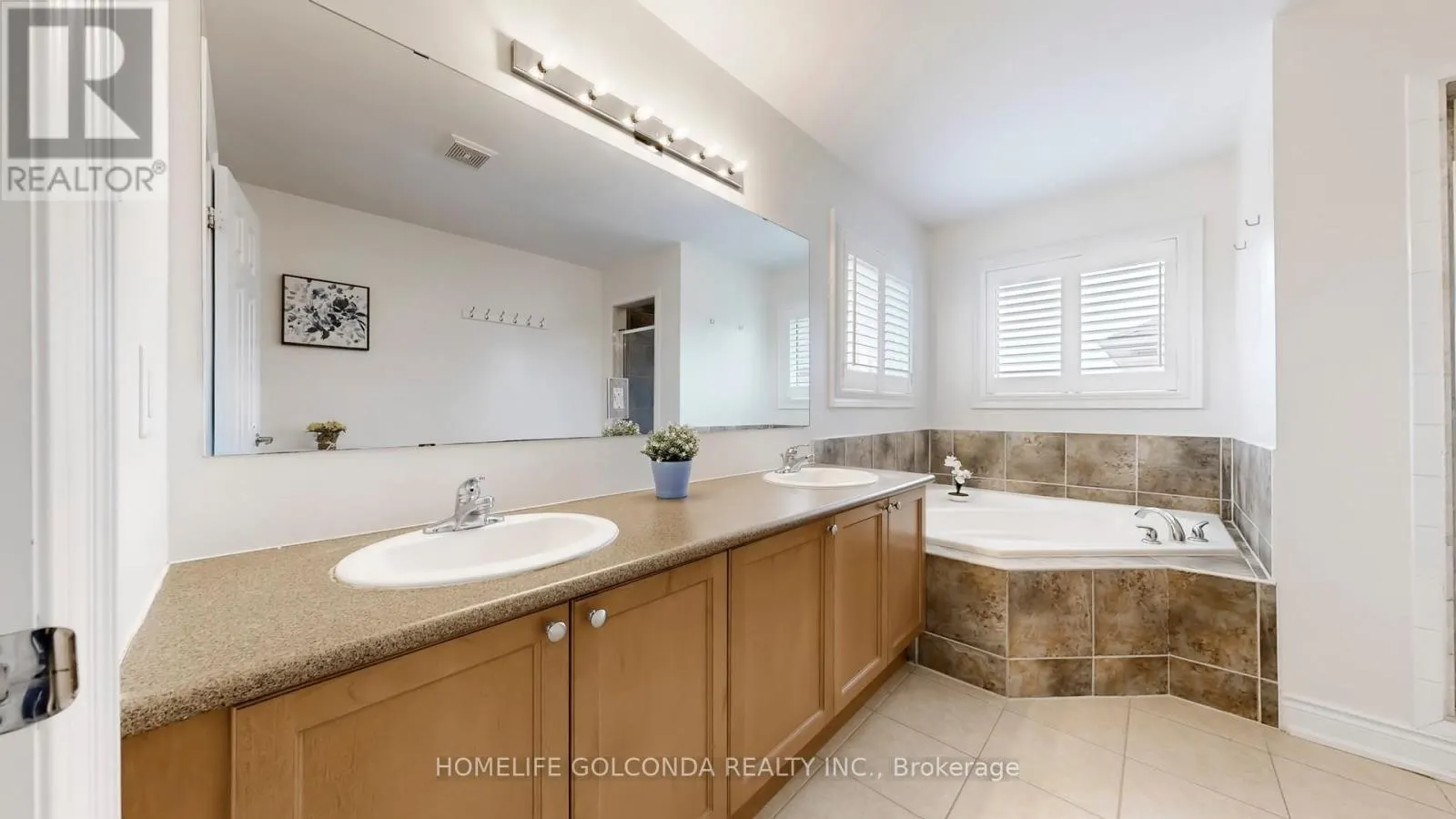 146 SANDRINGHAM DRIVE