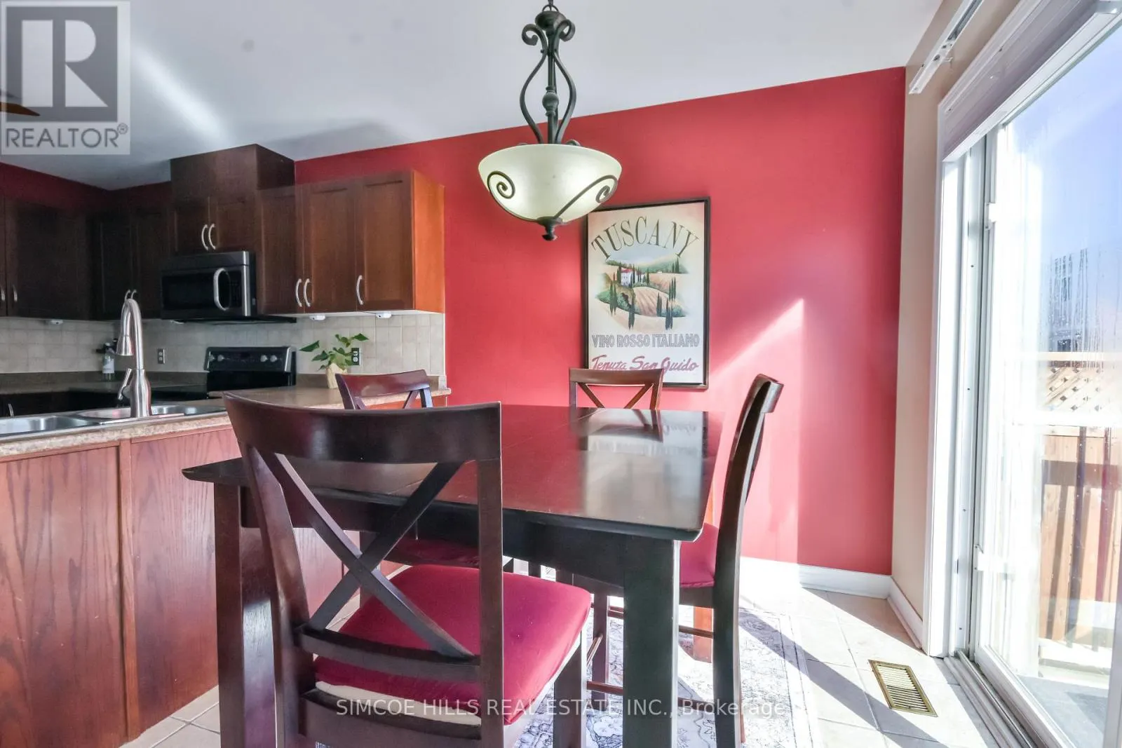 17 - 800 WEST RIDGE BOULEVARD