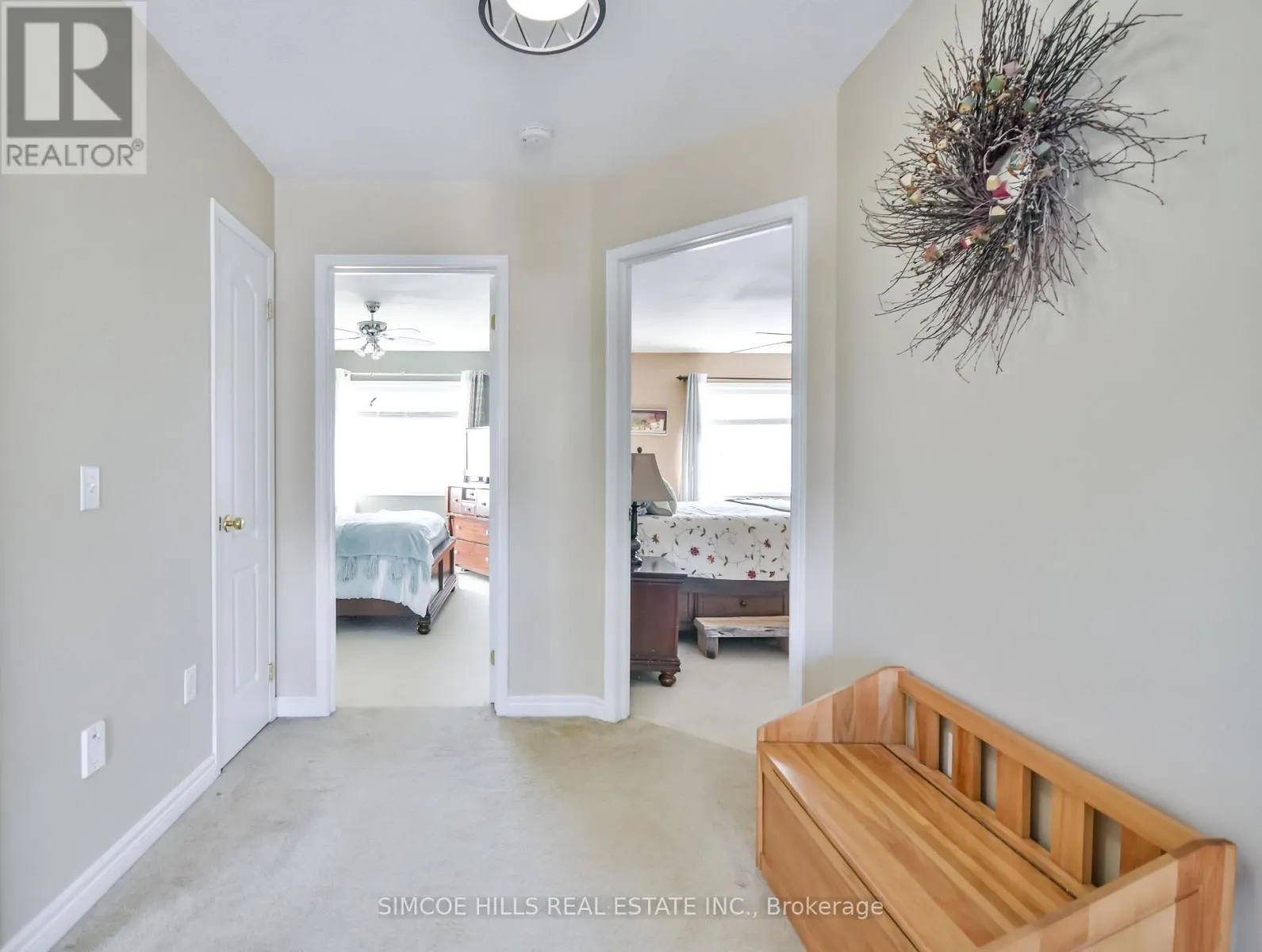 17 - 800 WEST RIDGE BOULEVARD