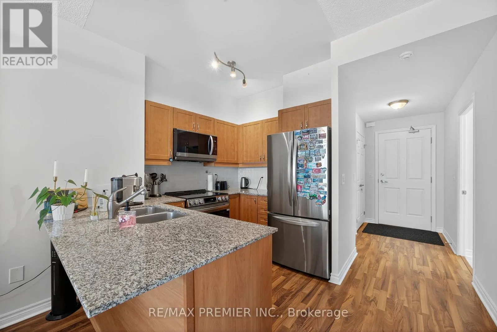 414 - 354 ATHERLEY ROAD