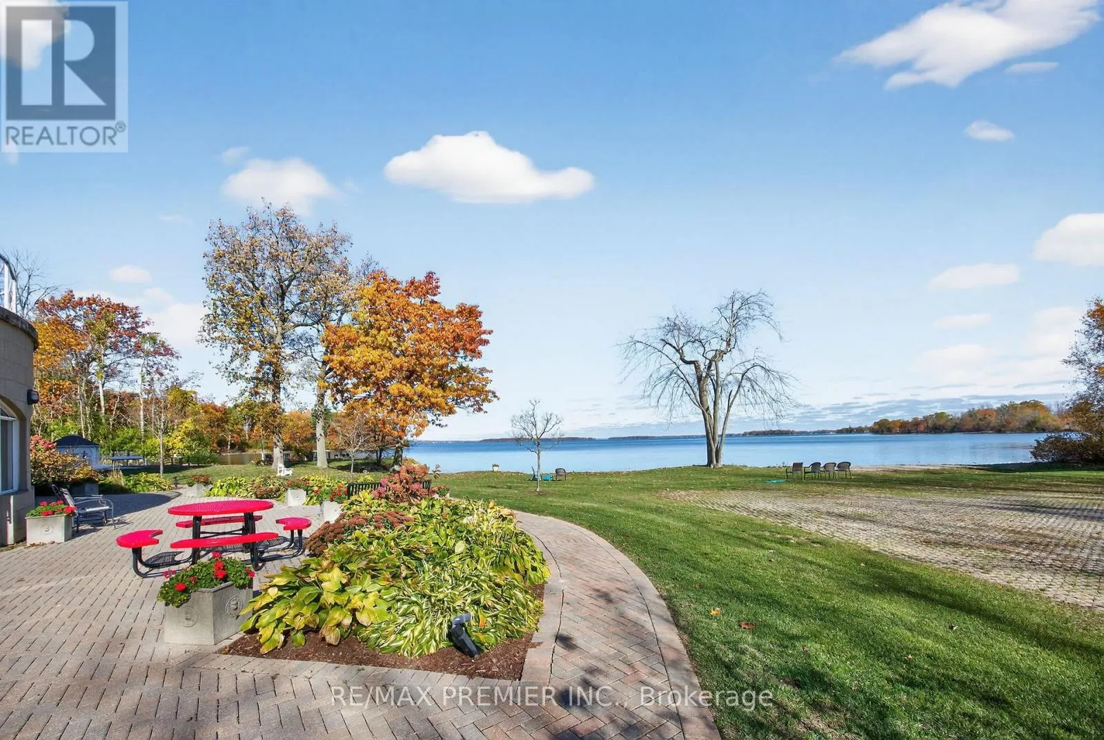 414 - 354 ATHERLEY ROAD