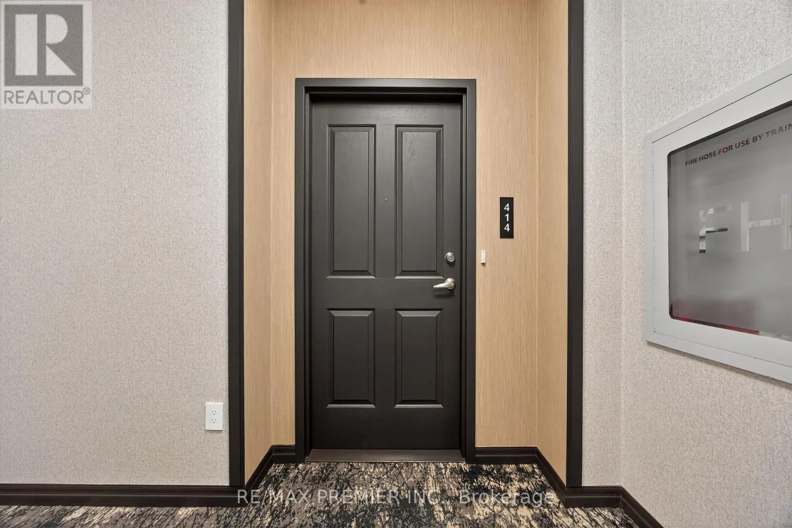 414 - 354 ATHERLEY ROAD