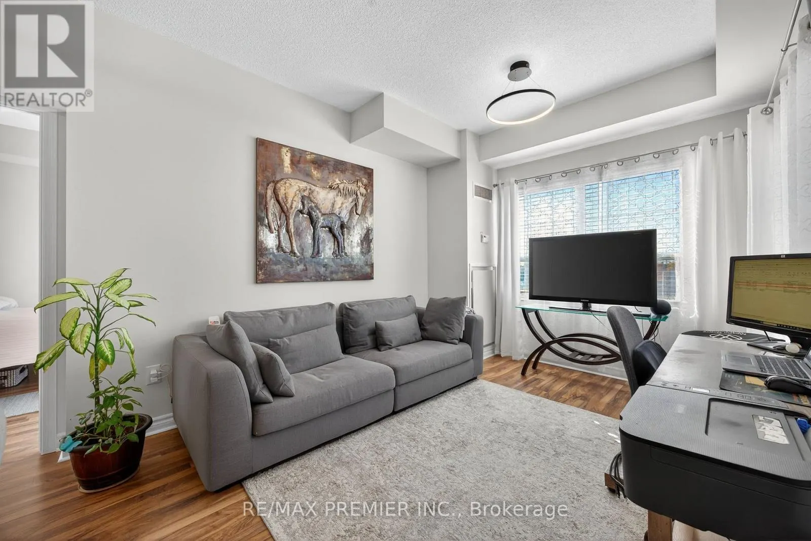 414 - 354 ATHERLEY ROAD