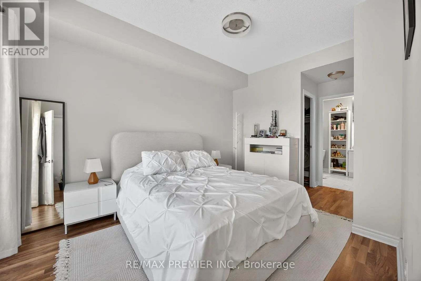 414 - 354 ATHERLEY ROAD