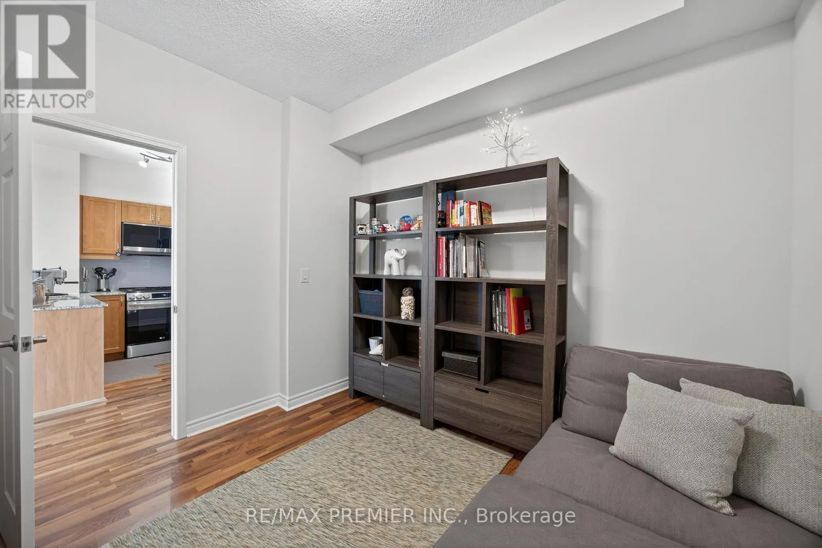 414 - 354 ATHERLEY ROAD