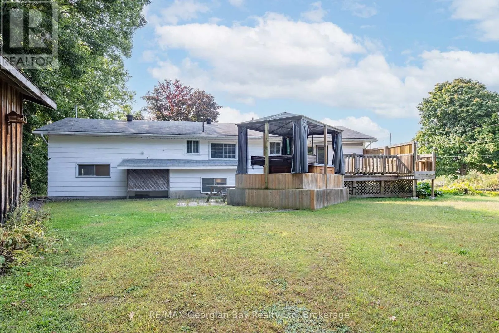 1034 PINE GROVE ROAD