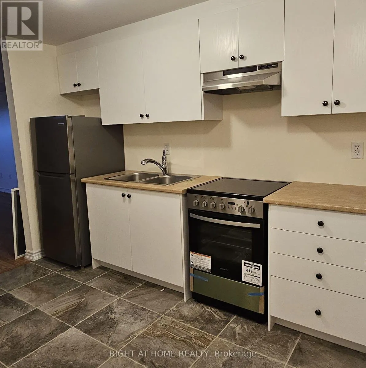 1 - 150 TERRY FOX DRIVE