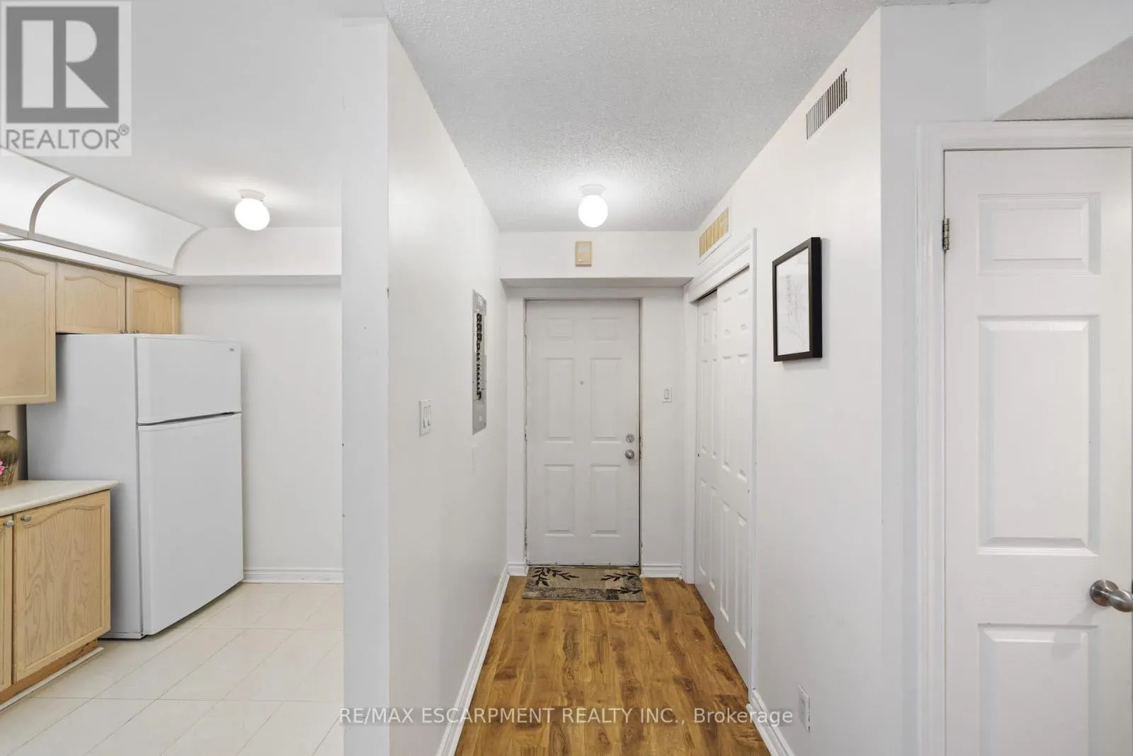 8 - 20 MULLIGAN LANE