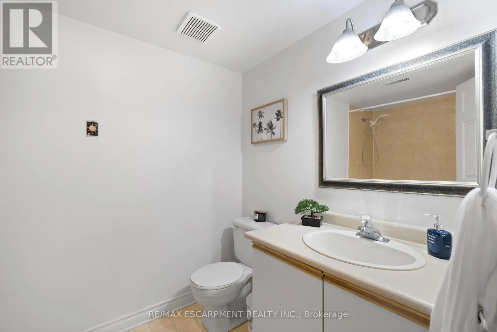 8 - 20 MULLIGAN LANE