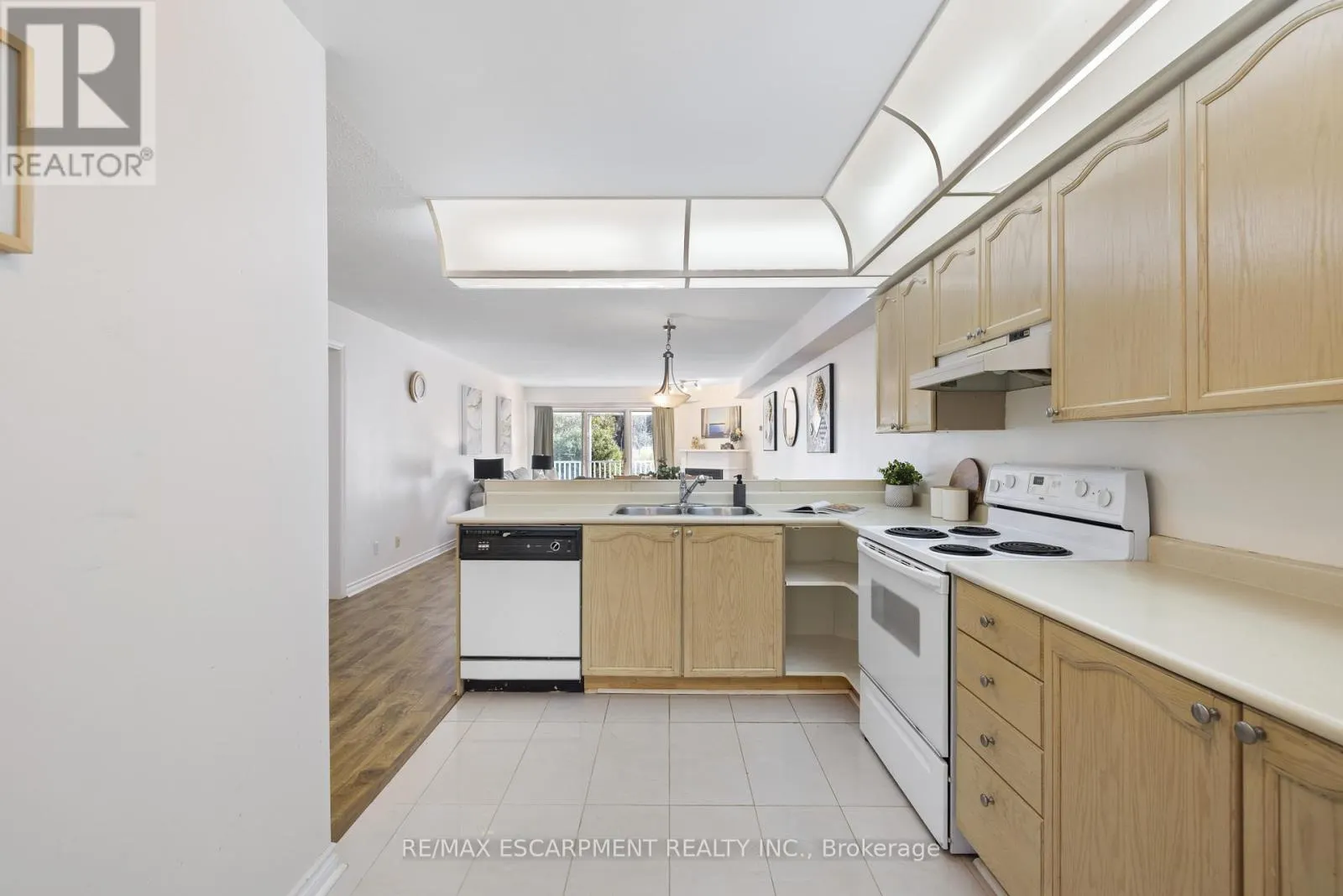 8 - 20 MULLIGAN LANE