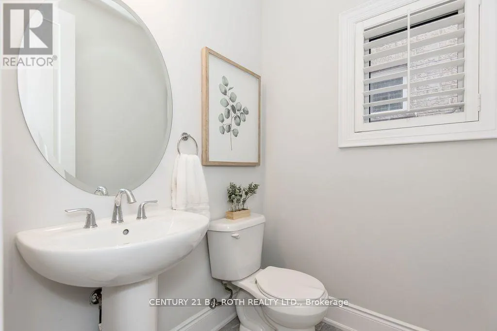 20 WESTMINSTER CIRCLE