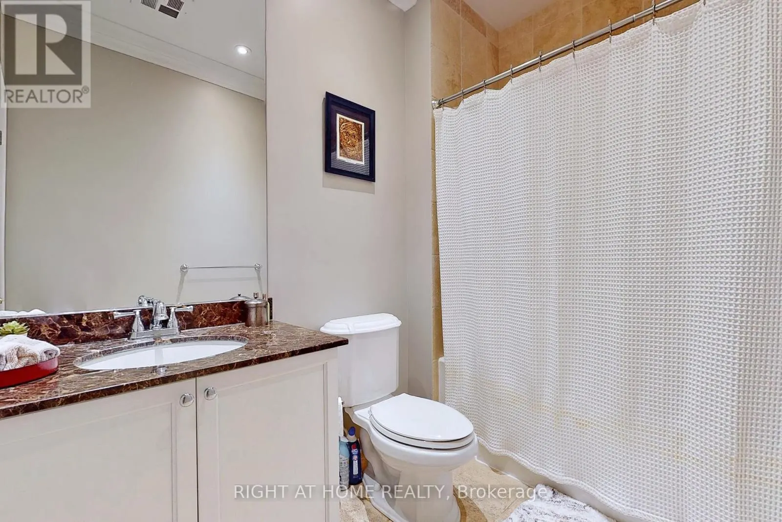 PH06 - 37 ELLEN STREET