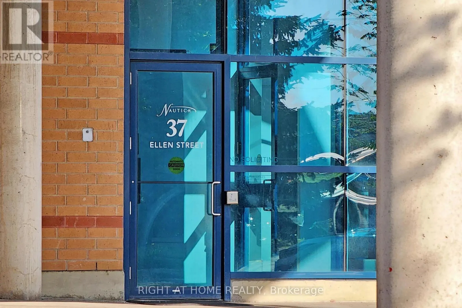 PH06 - 37 ELLEN STREET