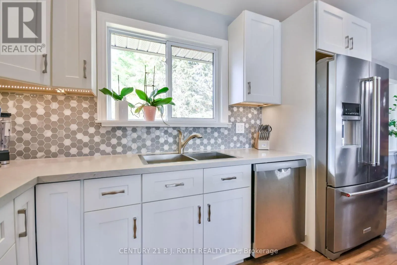 3371 LAKE ST. GEORGE BOULEVARD