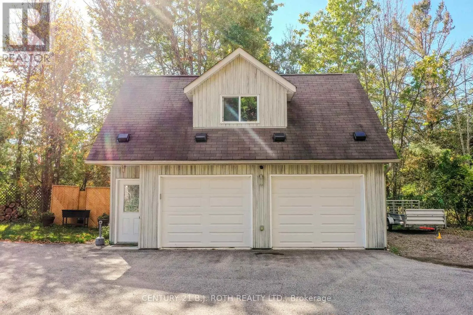 3371 LAKE ST. GEORGE BOULEVARD