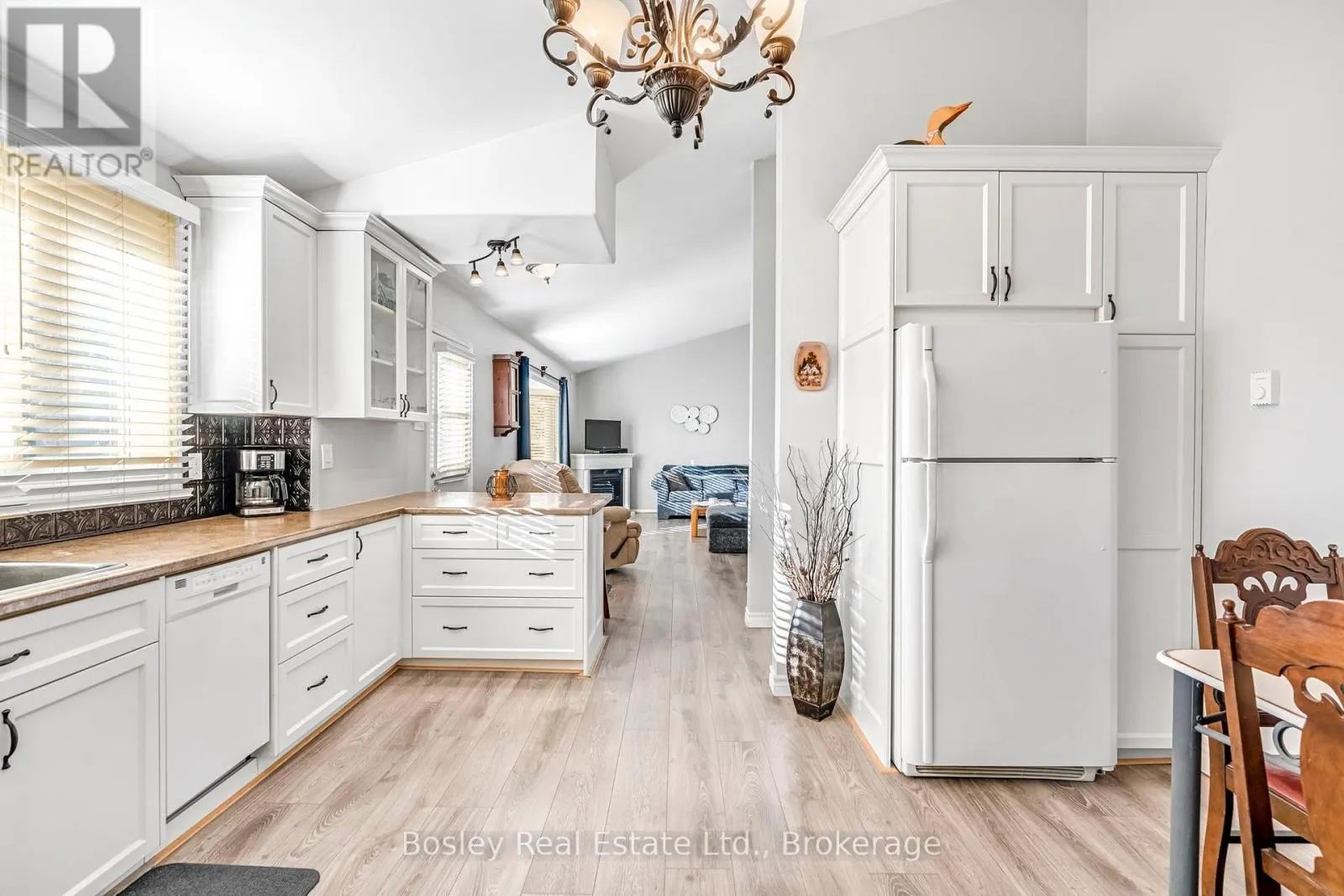 124 - 1080 COUNTY ROAD, #124