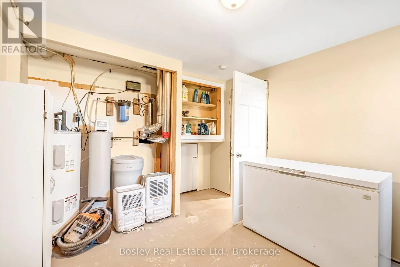 124 - 1080 COUNTY ROAD, #124