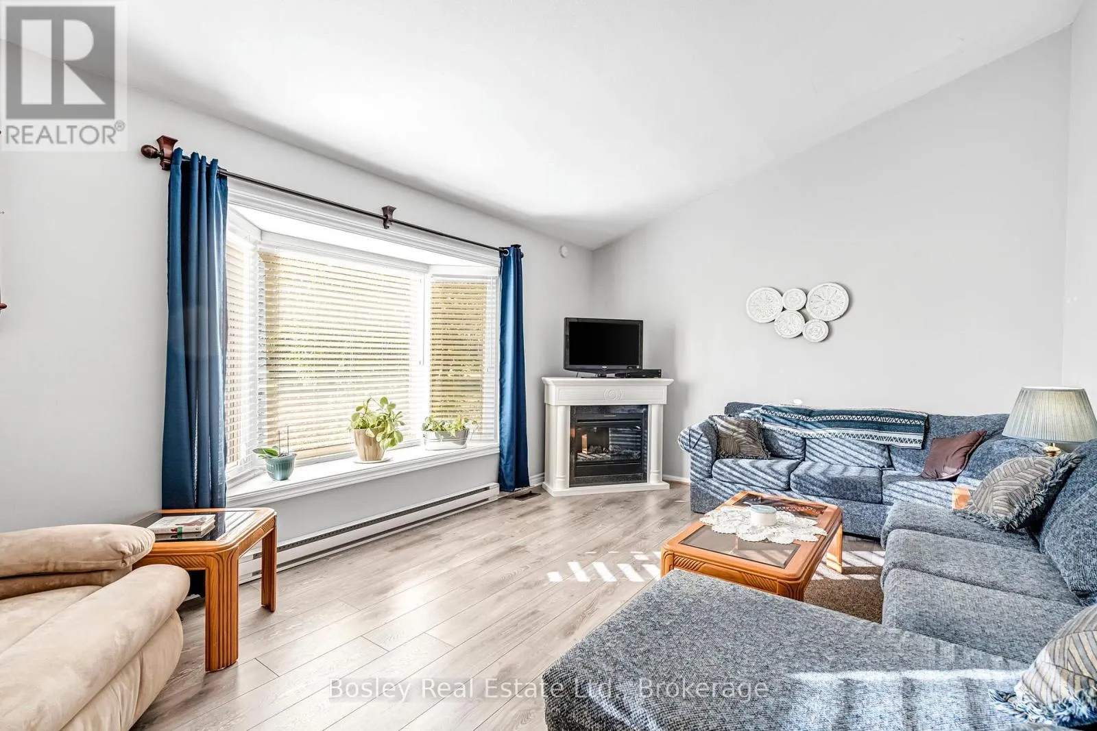 124 - 1080 COUNTY ROAD, #124