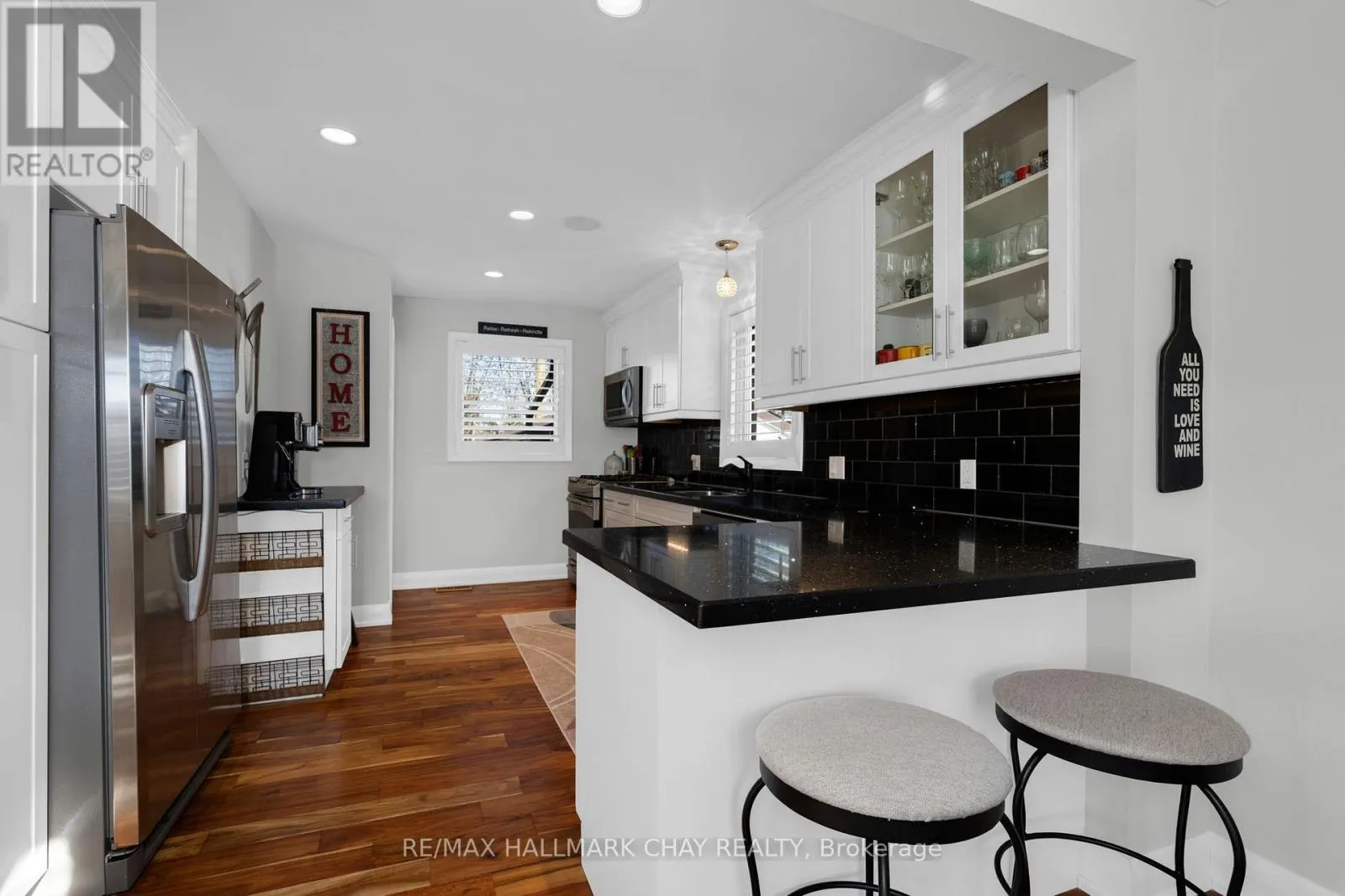 15 BOTHWELL CRESCENT