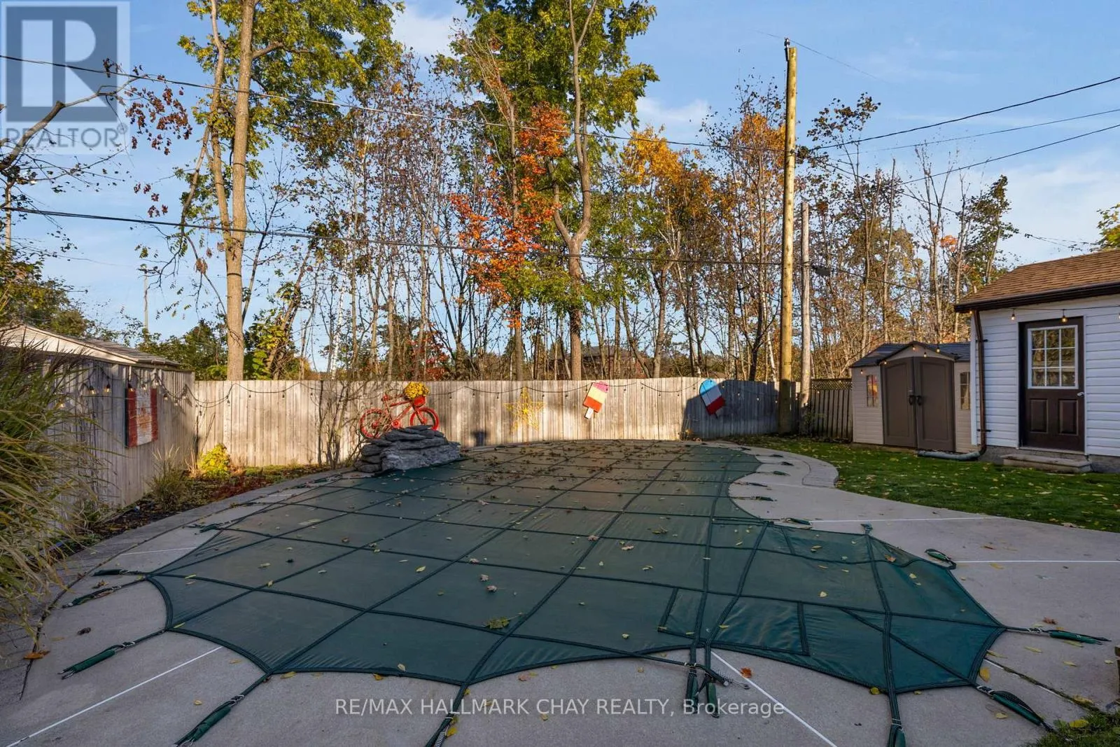 15 BOTHWELL CRESCENT