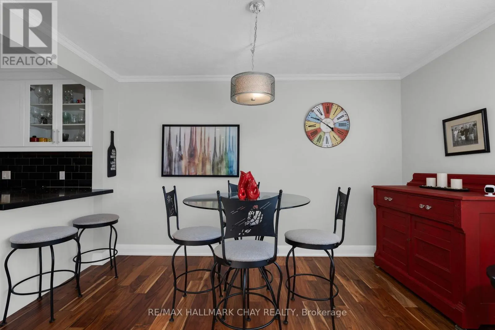 15 BOTHWELL CRESCENT