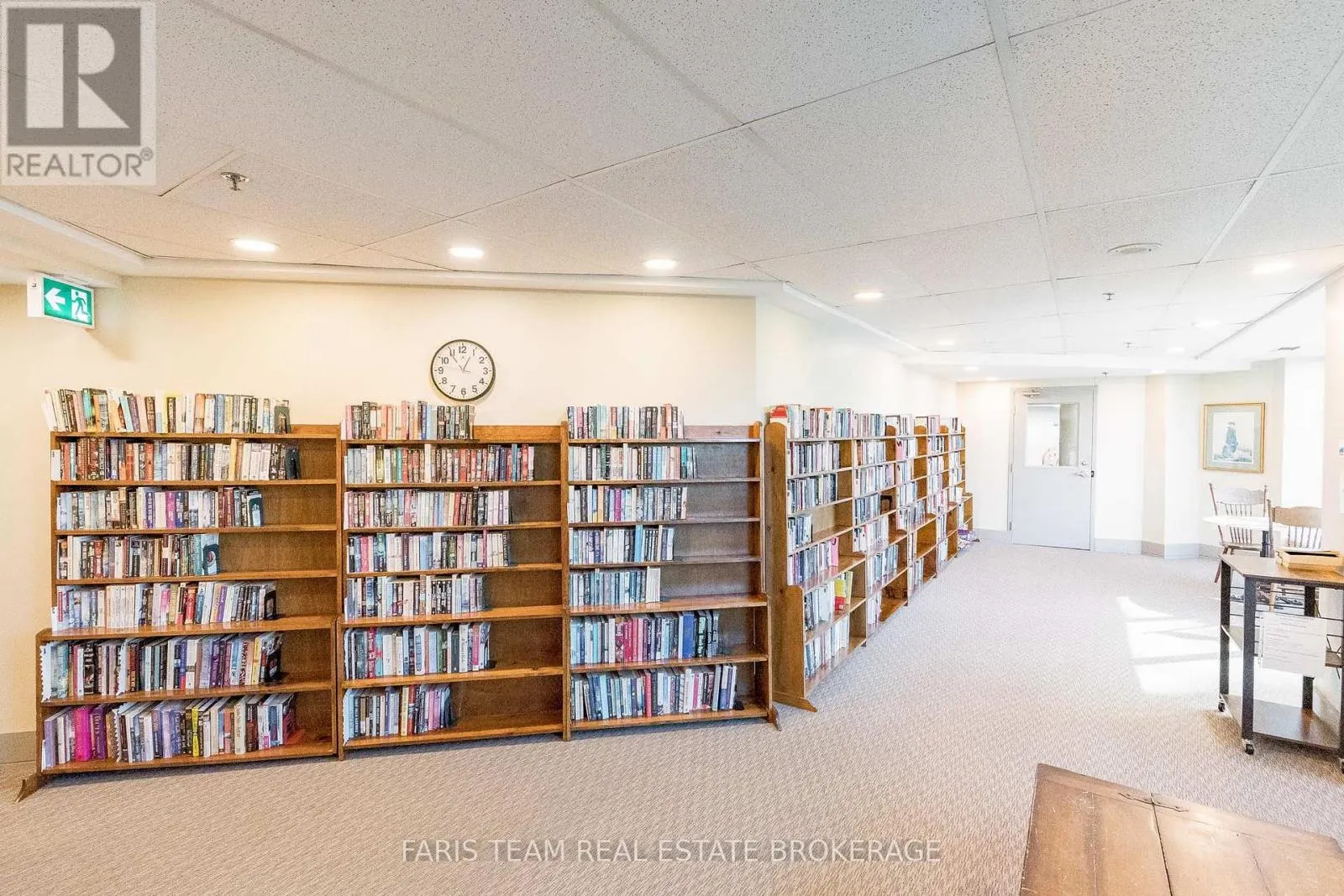 902 - 2 TORONTO STREET