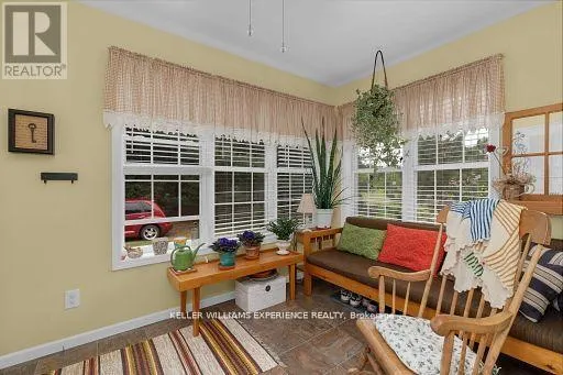 1398 OLD SECOND ROAD N