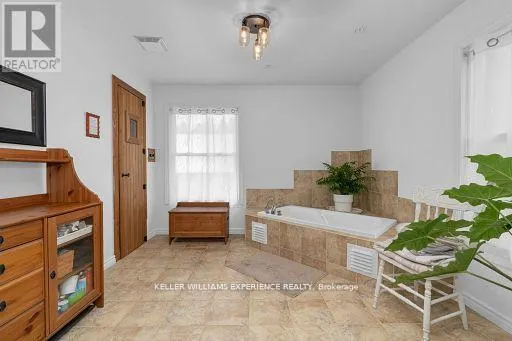 1398 OLD SECOND ROAD N