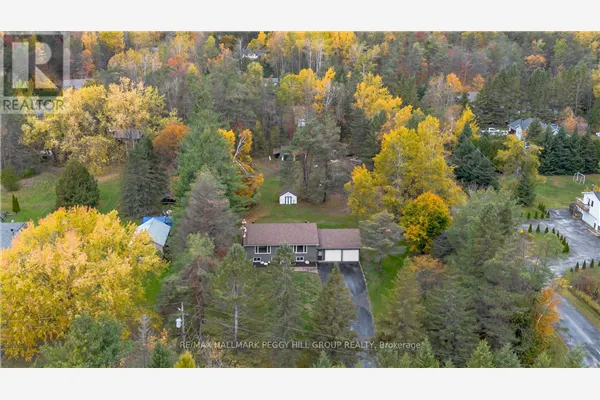 16 HILLVIEW CRESCENT