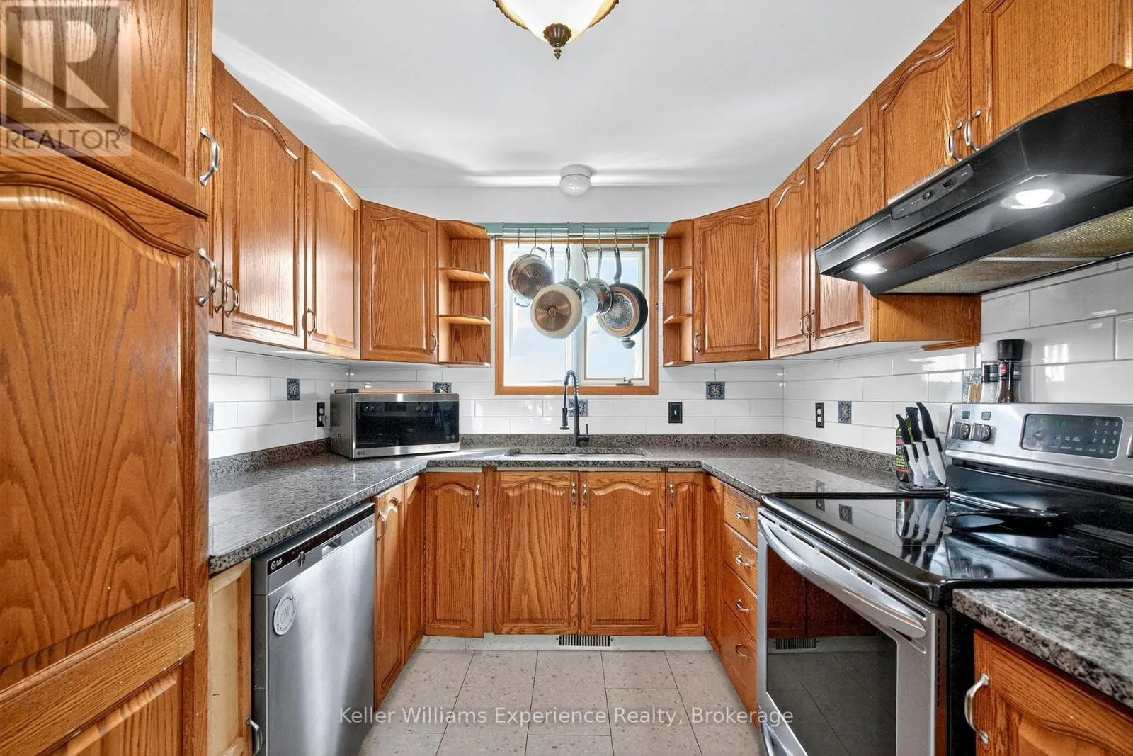 308 ASSINIBOIA STREET