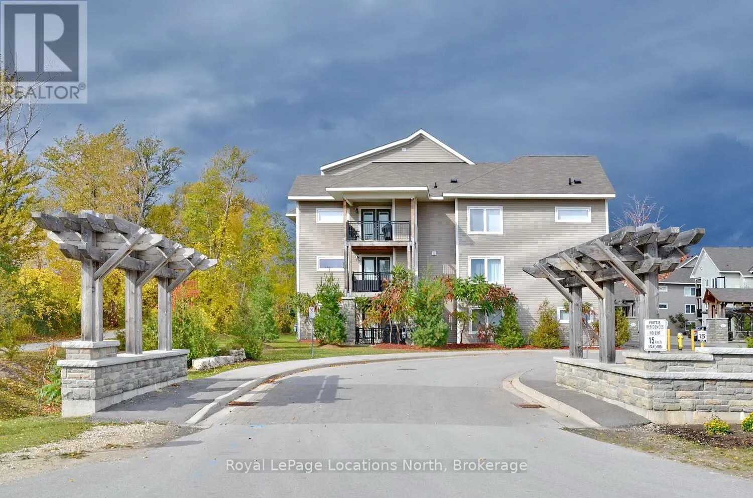 102 - 1 BRANDY LANE DRIVE, #102