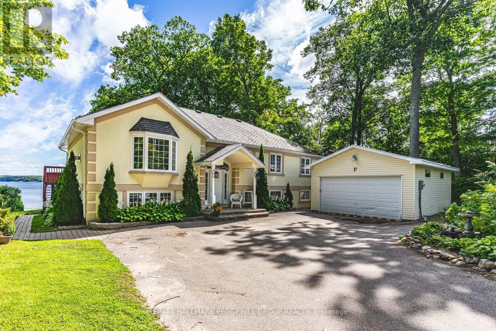 383 PEEK-A-BOO TRAIL