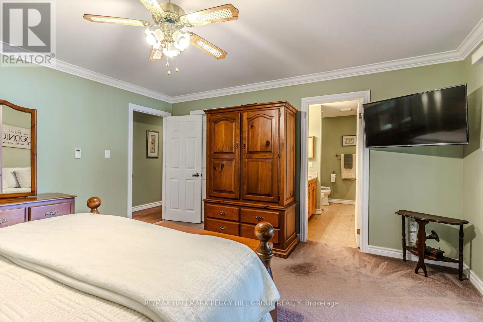 383 PEEK-A-BOO TRAIL