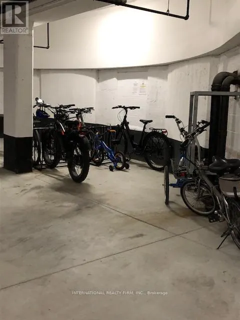 504 - 699 ABERDEEN BOULEVARD