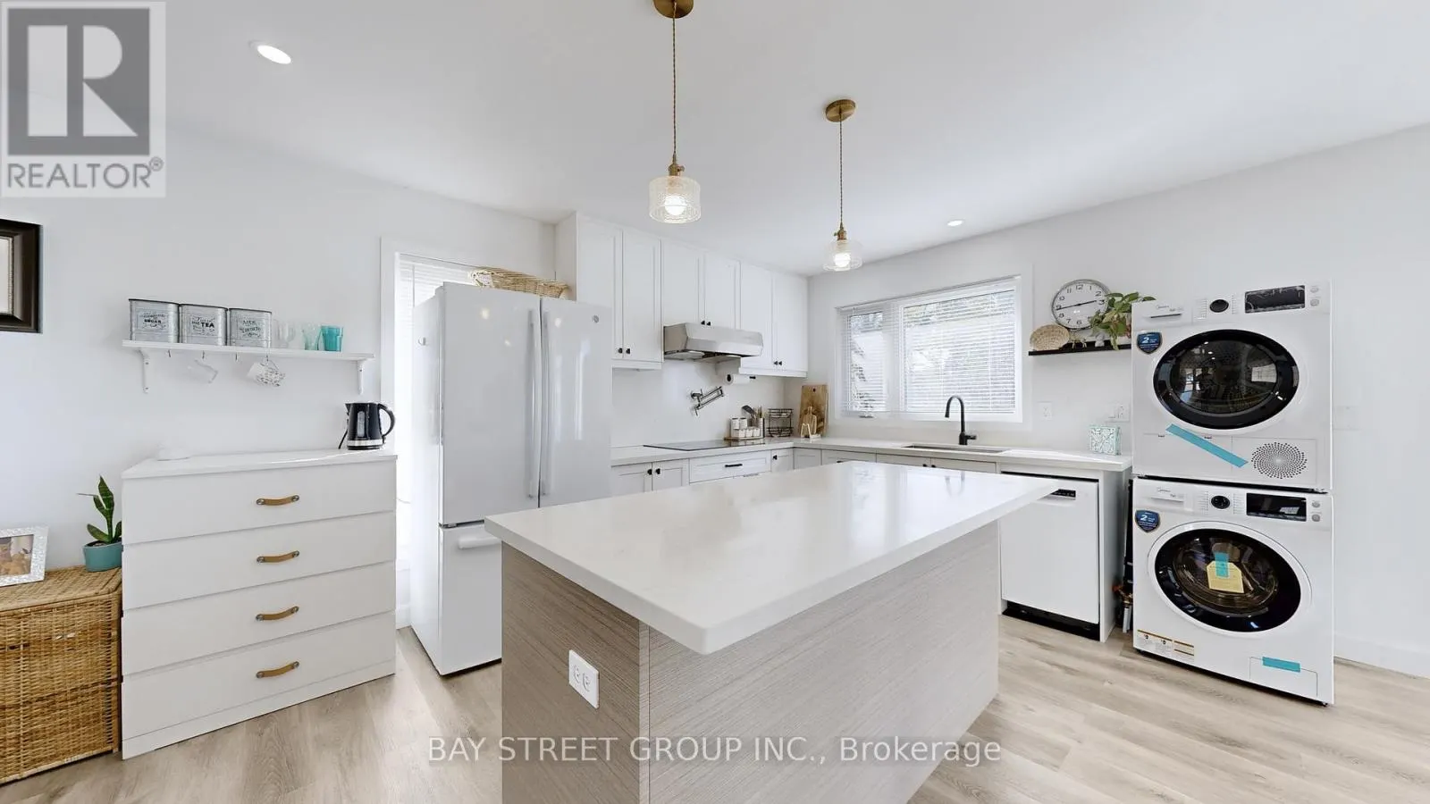 MAIN FLOOR - 142 PATTERSON ROAD