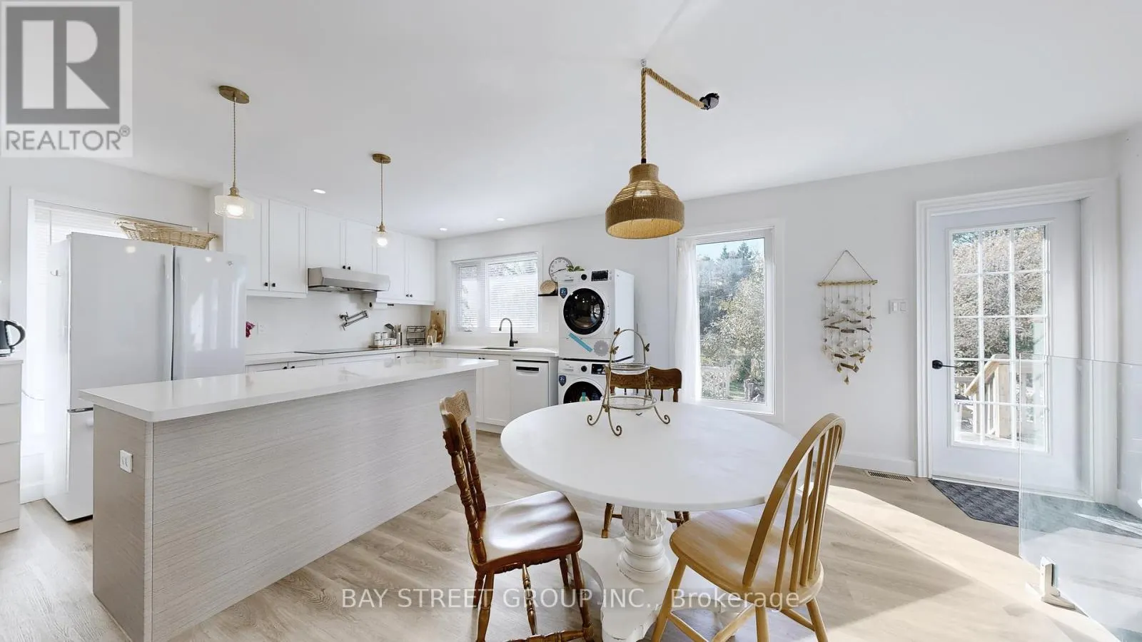 MAIN FLOOR - 142 PATTERSON ROAD