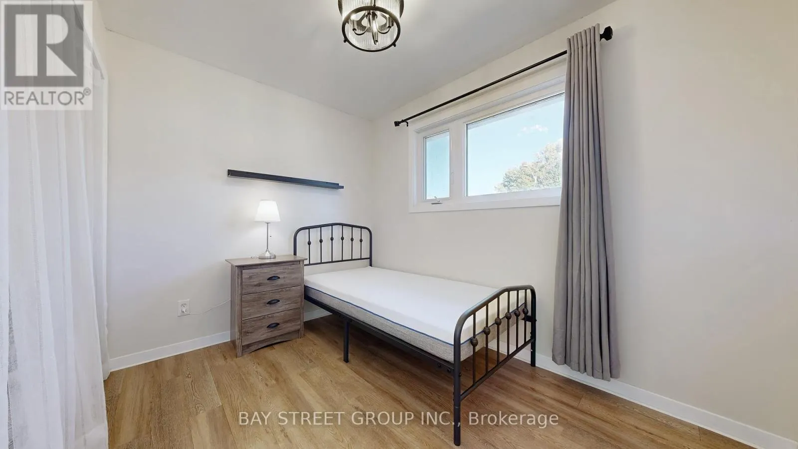 MAIN FLOOR - 142 PATTERSON ROAD