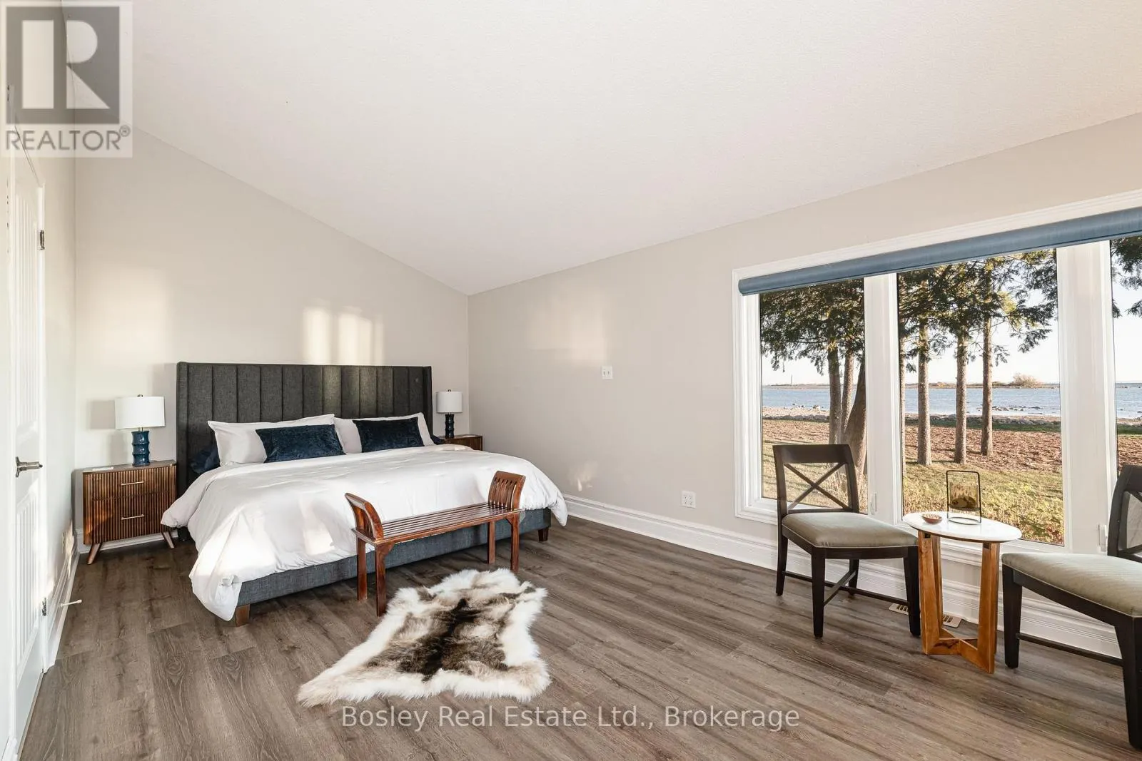 108 BARTLETT BOULEVARD