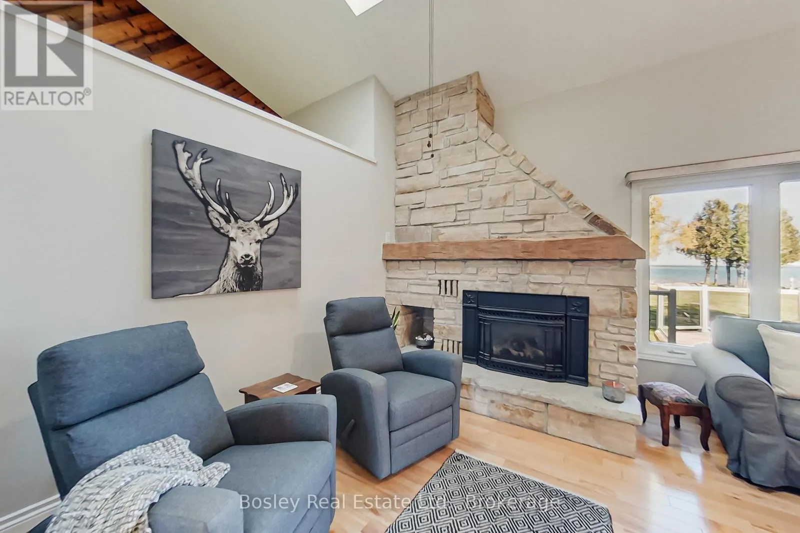 108 BARTLETT BOULEVARD