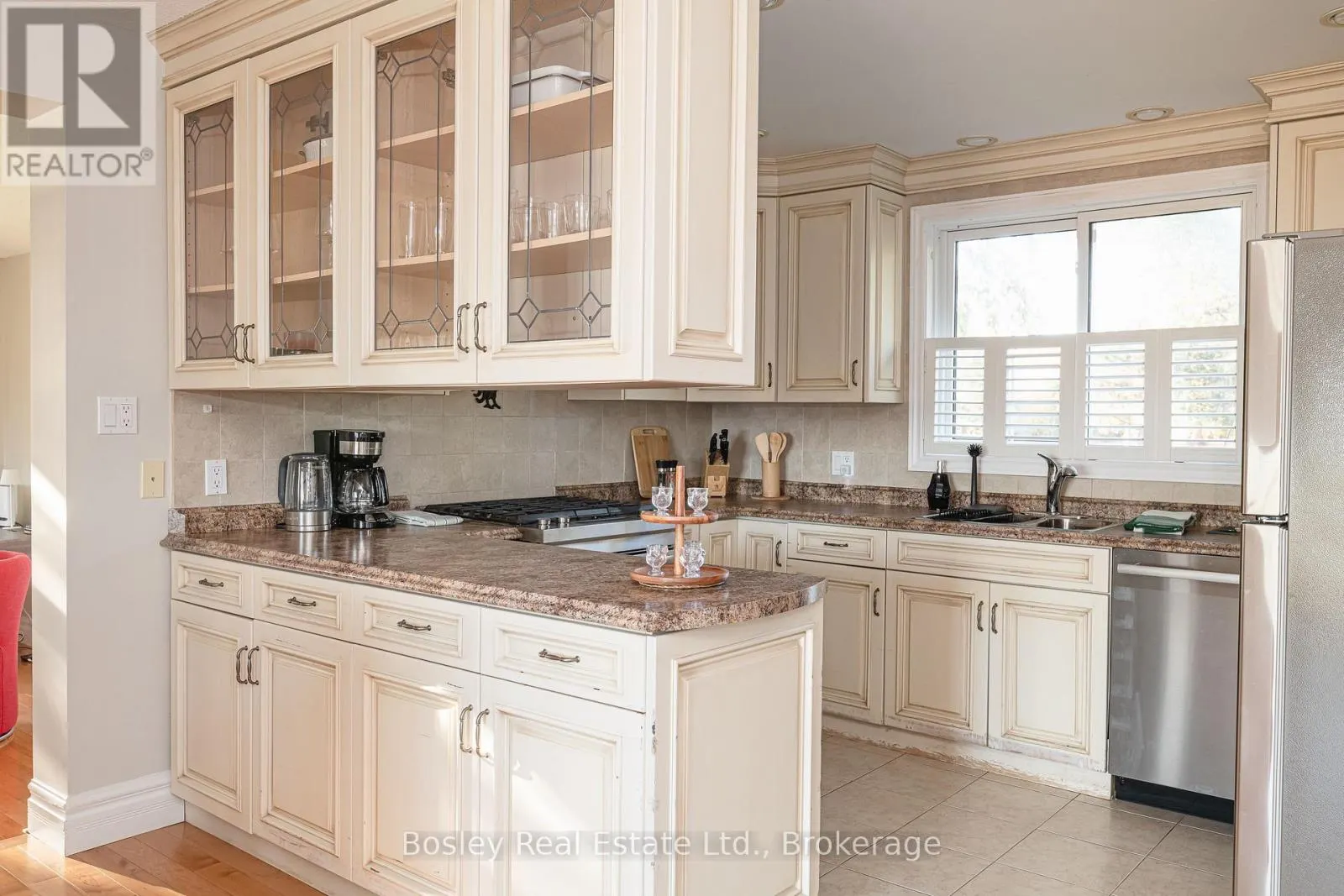 108 BARTLETT BOULEVARD