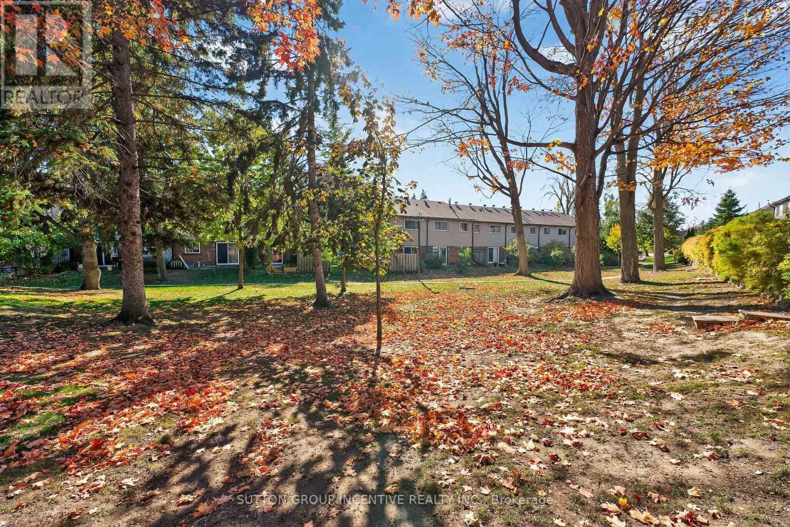 82 - 441 BARRIE ROAD