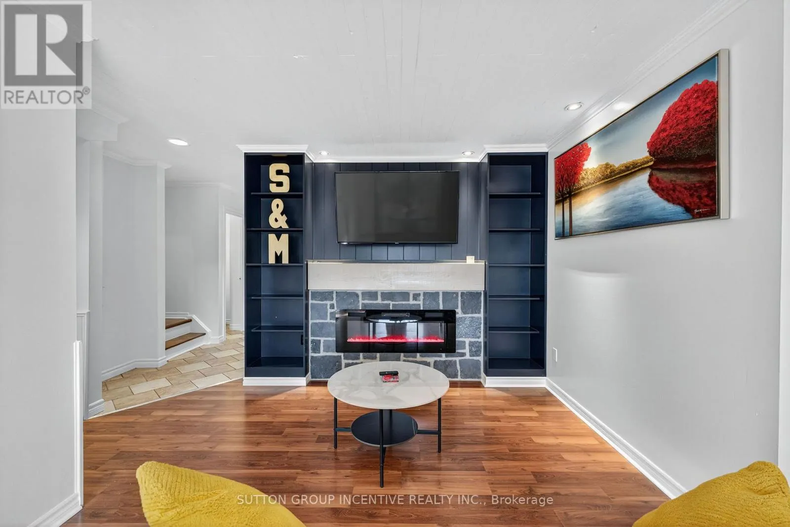 82 - 441 BARRIE ROAD