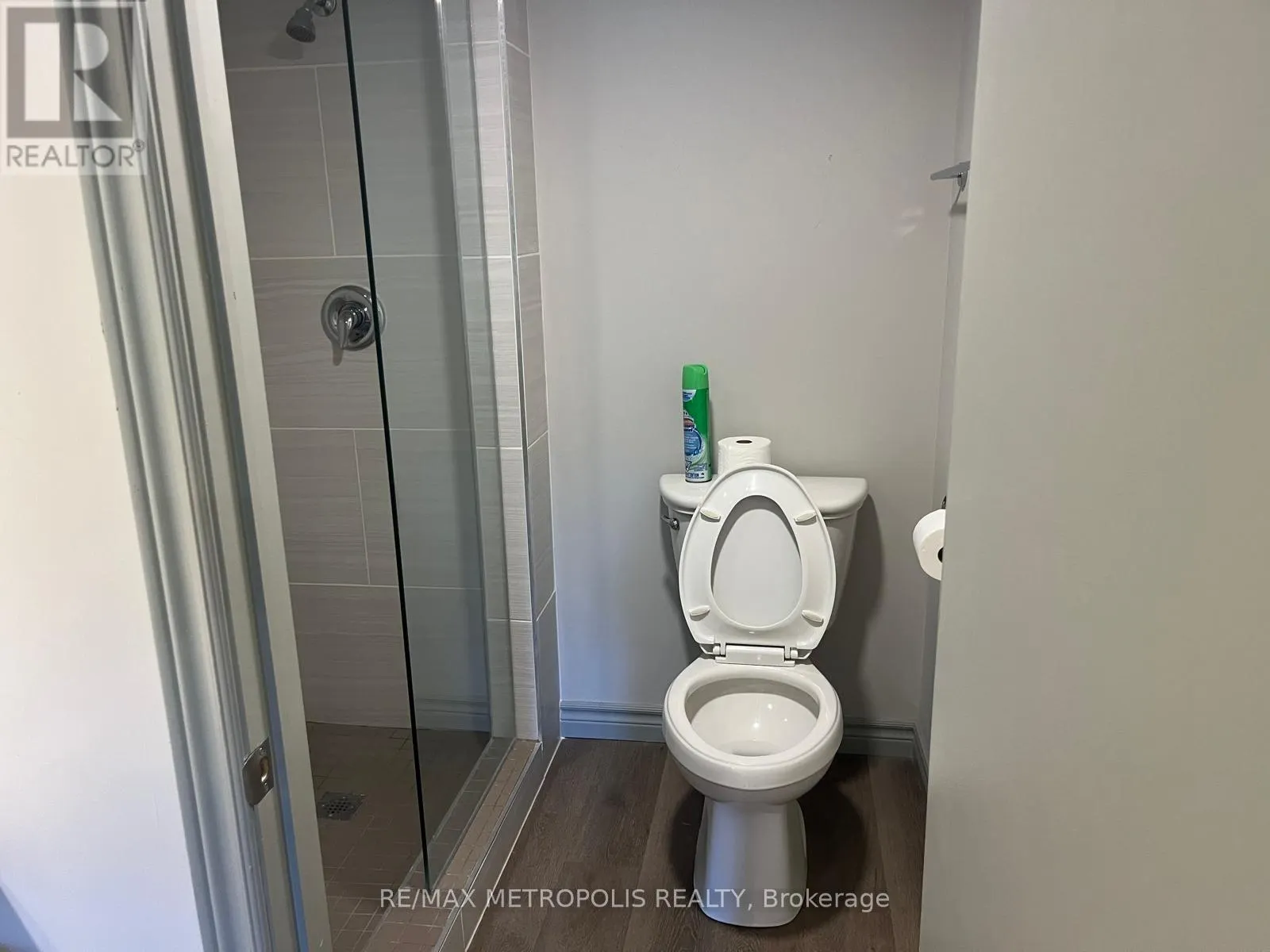 2030-31 - 90 HIGHLAND DRIVE