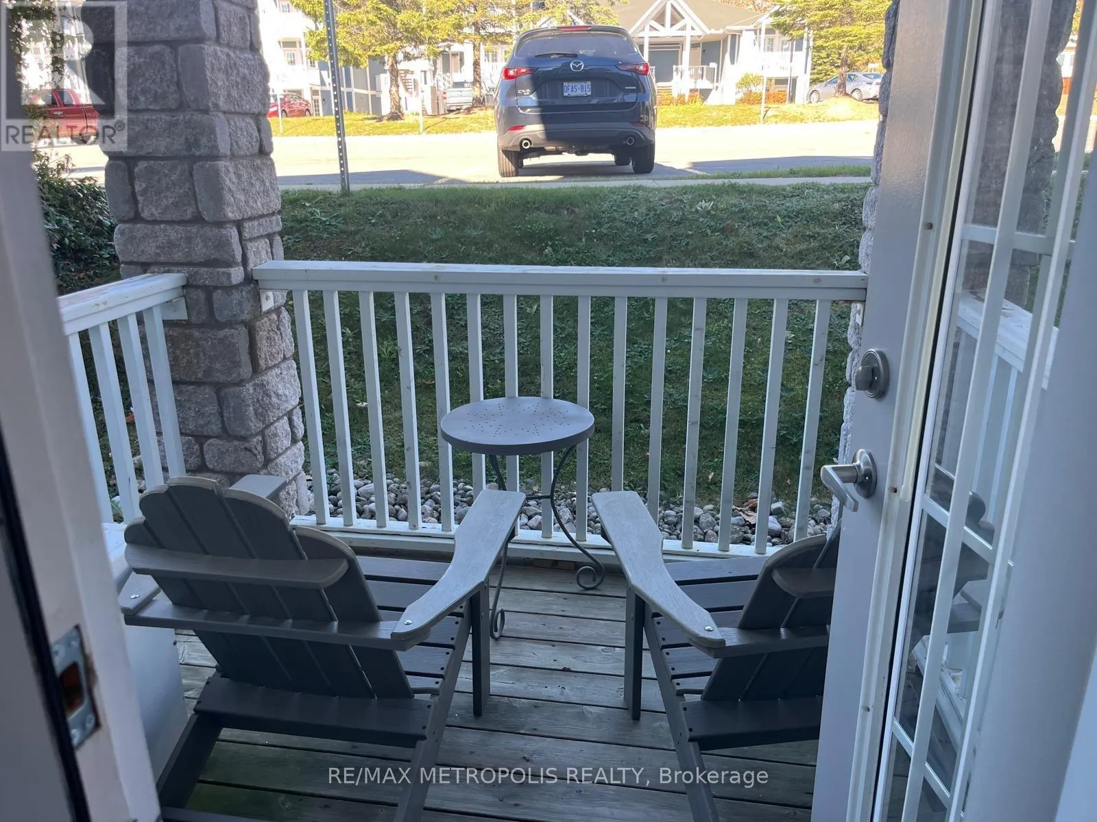 2030-31 - 90 HIGHLAND DRIVE