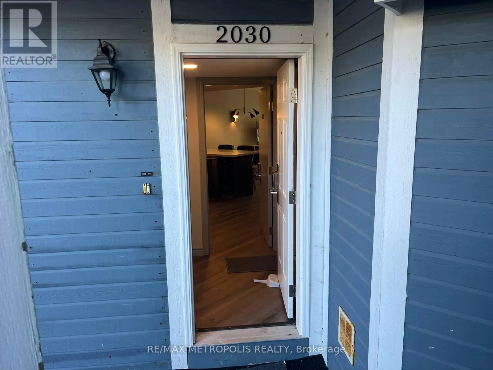 2030-31 - 90 HIGHLAND DRIVE