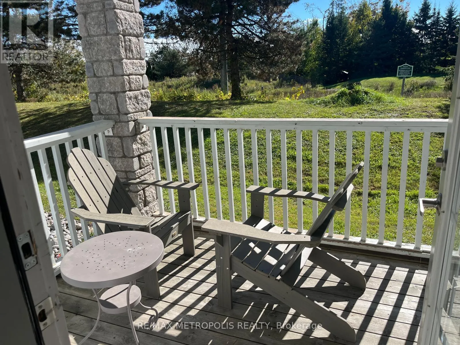 2030-31 - 90 HIGHLAND DRIVE